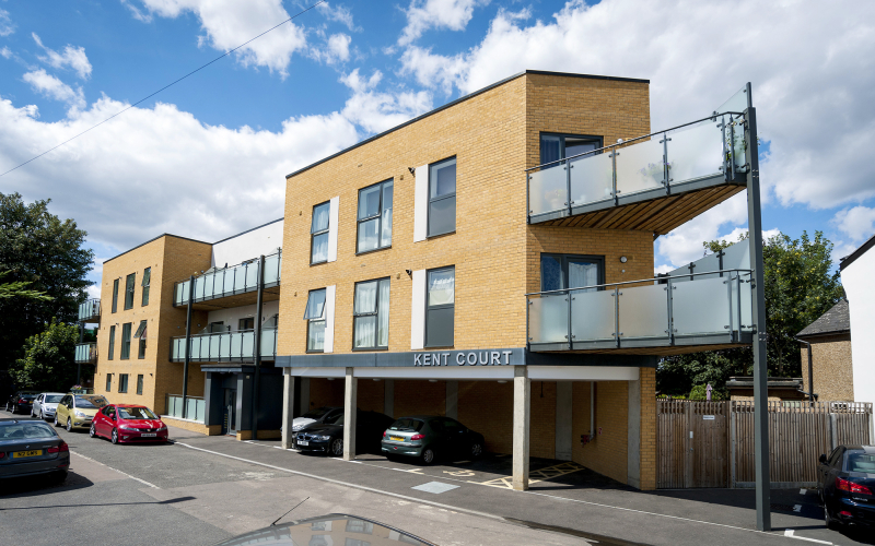 Kent Court, Hackbridge