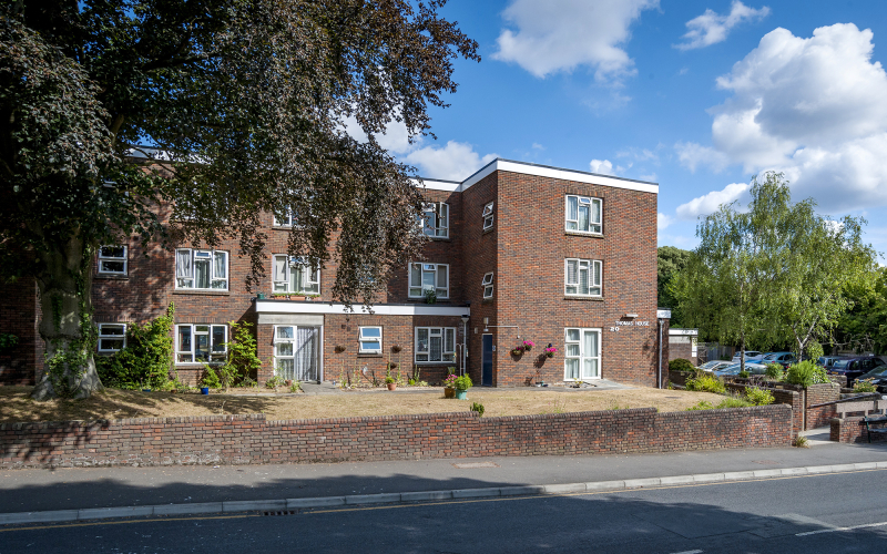 Thomas House, Sutton